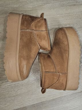 Glaze Chestnut Suede Platform Ankle Booties